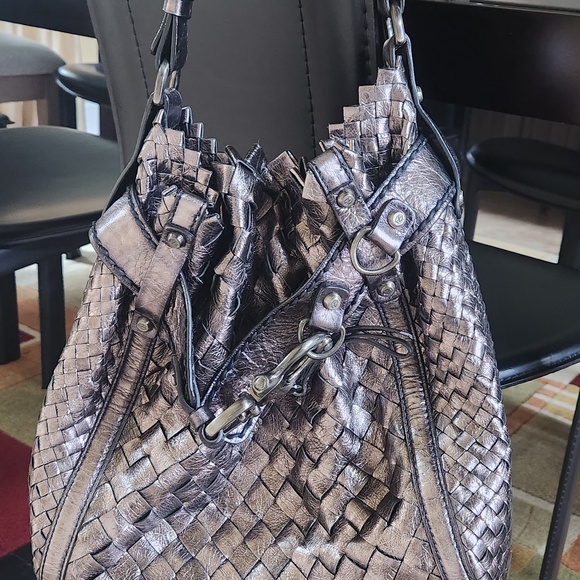 Francesco Biasia Gray Silver Hobo Bag with Woven Design - Picture 6 of 11